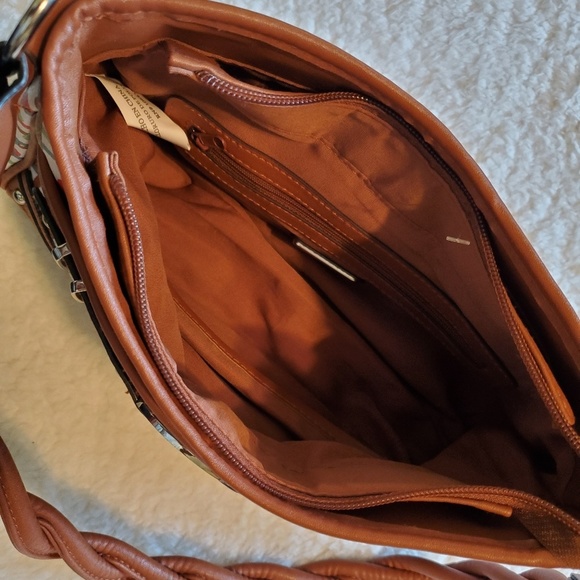 4/$30🌟Rosetti Purse - Picture 5 of 7